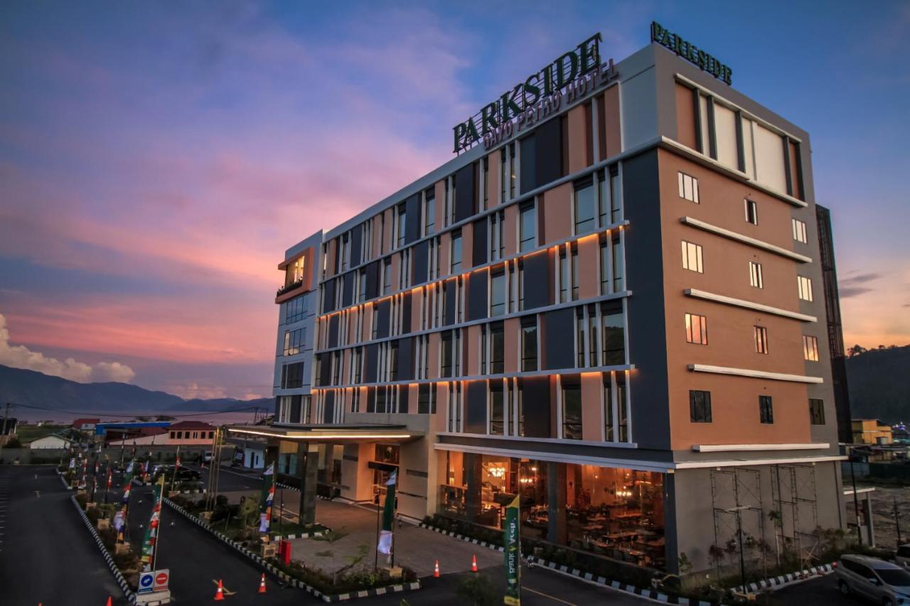 Parkside Gayo Petro Hotel Takengon Exterior photo